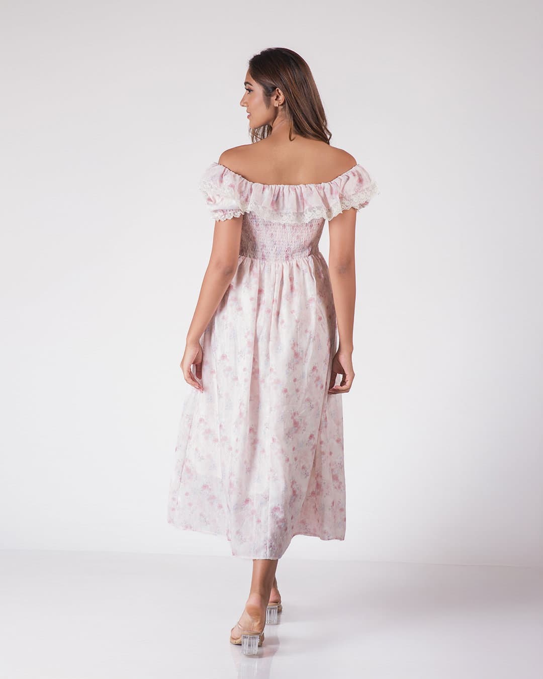 https://cdn.greencloudpos.com/disel.lk/product/CAMILAMIDIDRESSPink%E2%80%A2S-2-1781615847670-30.jpg